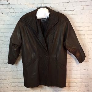 Brown embossed leather removable lining